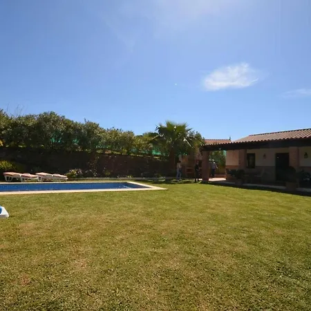 Loli Imaroga Villa *